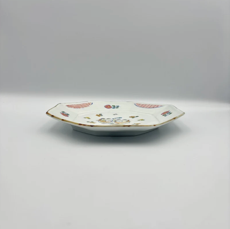Octagonal 7-inch plate