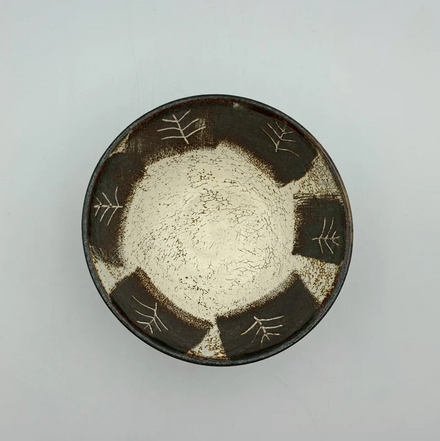 Suzu-Gesho Rice Bowl No.2 — Okinawa. Handmade Okinawa ware from Japan.