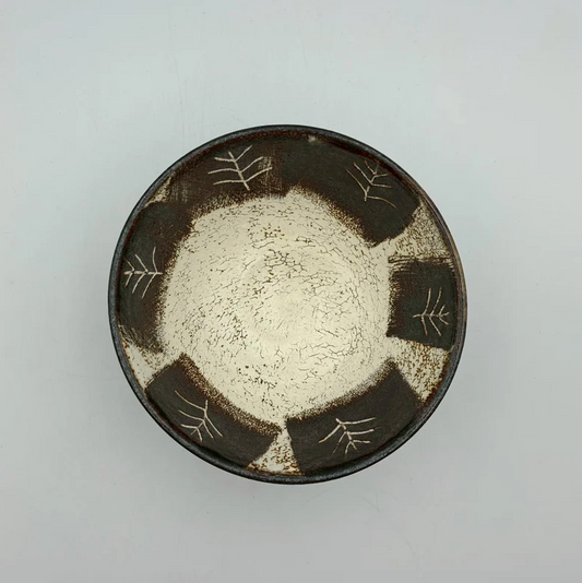 Suzu-Gesho Rice Bowl No.2 — Okinawa. Handmade Okinawa ware from Japan.