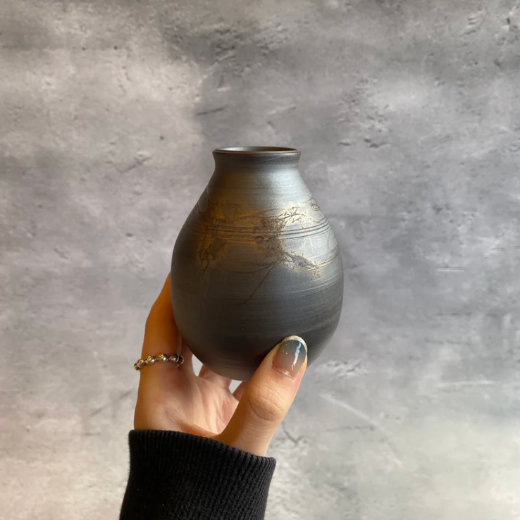 Seaweed-Wrapped Vase