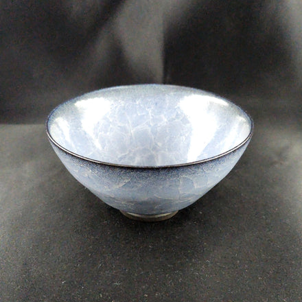 Ice-Crackle Rice Bowl, Medium — Jellyfish Lilac. Handmade Kyoto ware from Japan.