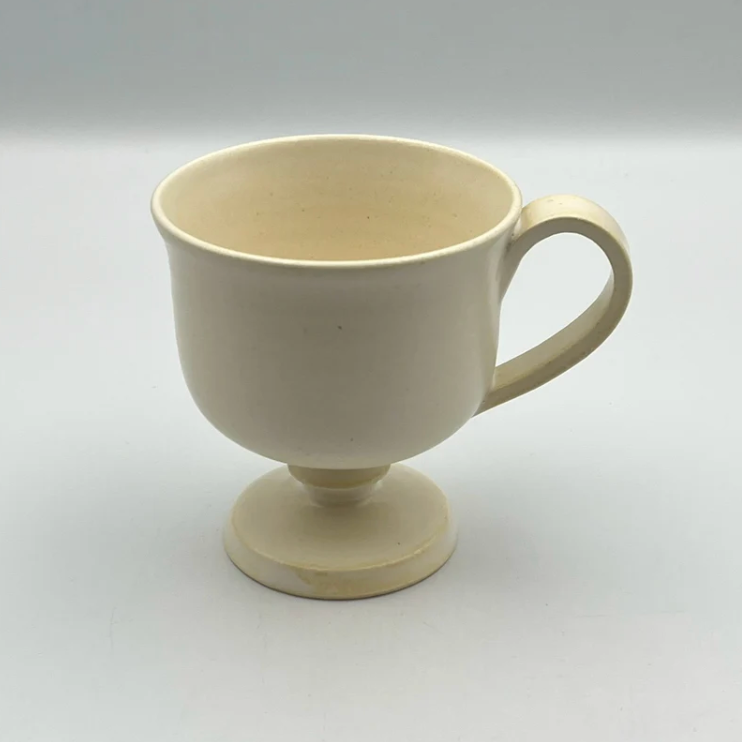 Jade-legged coffee cup - White